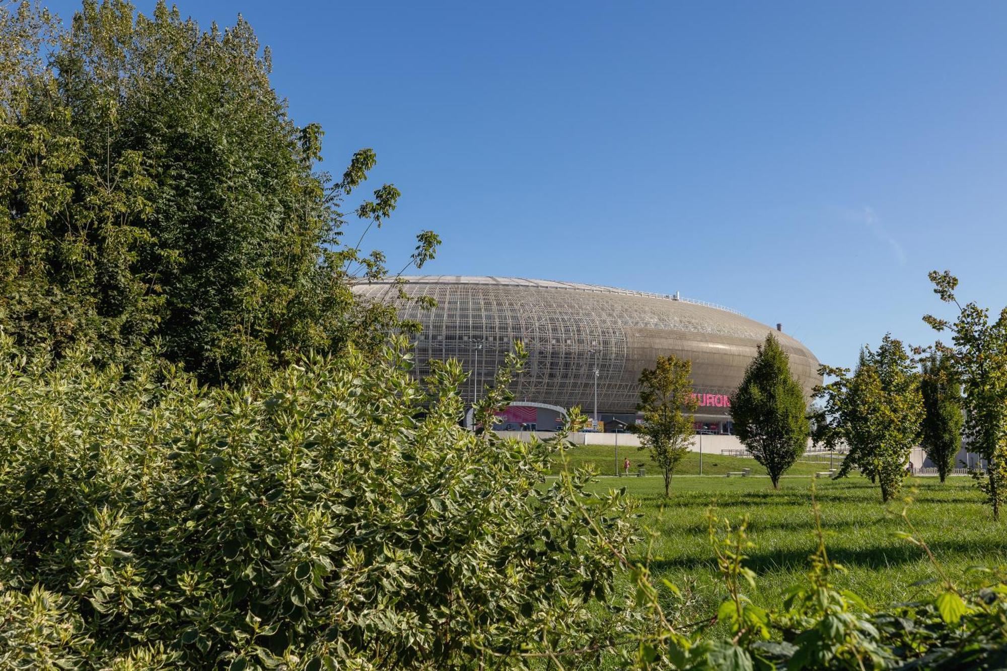 Solaris Park Apartment Tauron Arena By Renters Prestige Kraków Exteriör bild